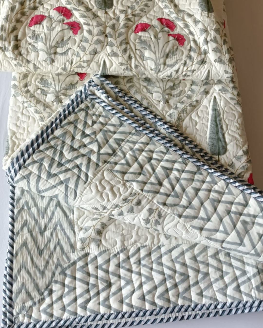 Pink Flowers Grey leaf Jaal pattern, Handblock quilted Comforter Set with 2 Pillow Covers