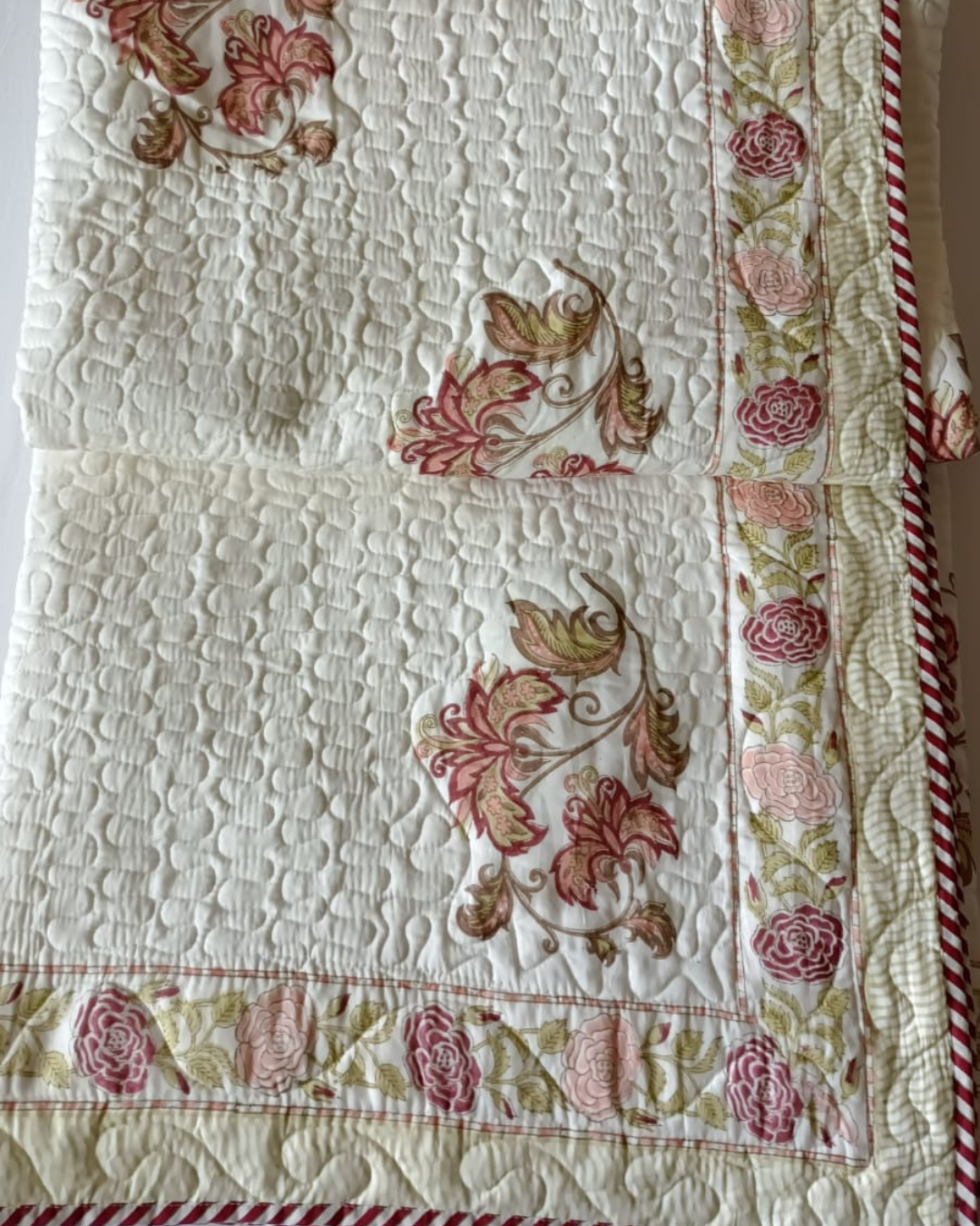 Lavender Flower , Handblock Quilted Comforter Set with 2 Pillow Covers