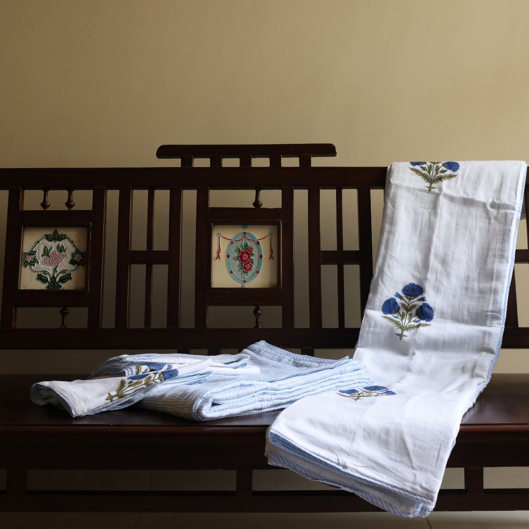 Blue Poppy Reversible Cotton Dohar with Pillow Covers