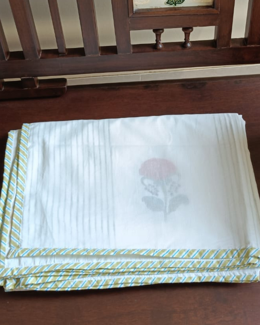 Elegant Green Floral Pattern Handcrafted Dohar