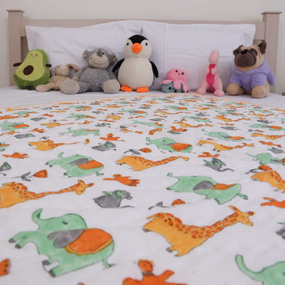 Handblock Printed Cotton Kids’ Quilt – Giraffe Design