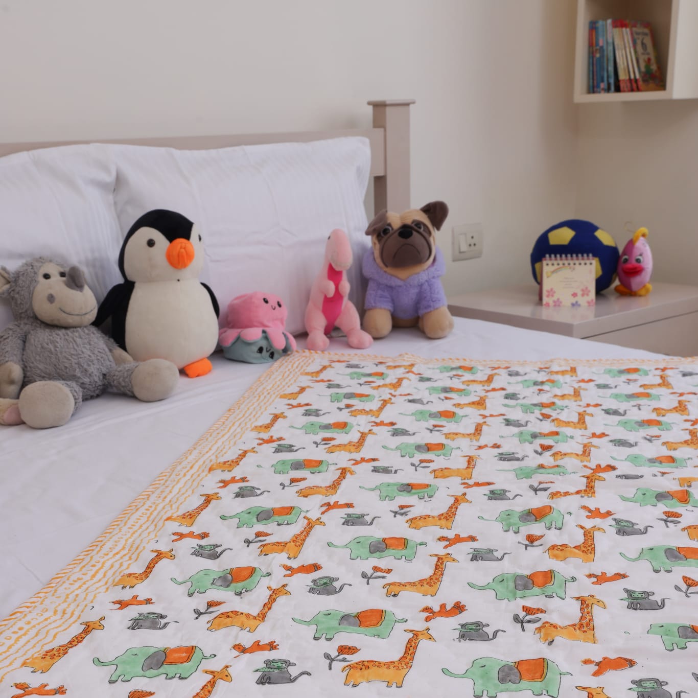 Handblock Printed Cotton Kids’ Quilt – Giraffe Design