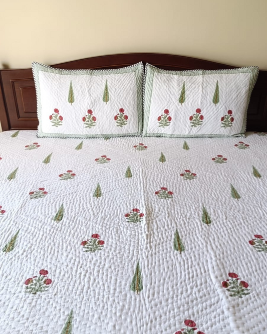 Gulnaar Dreams Floral  Comforter Set with 2 Pillow Covers