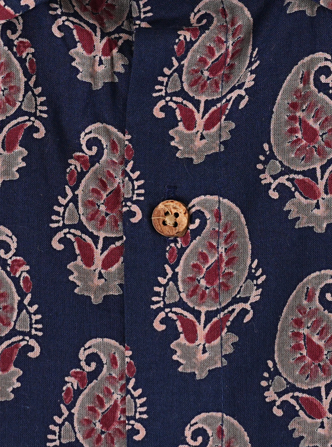 Blue Kairi Shirt - A perfect Blend of Style and Comfort