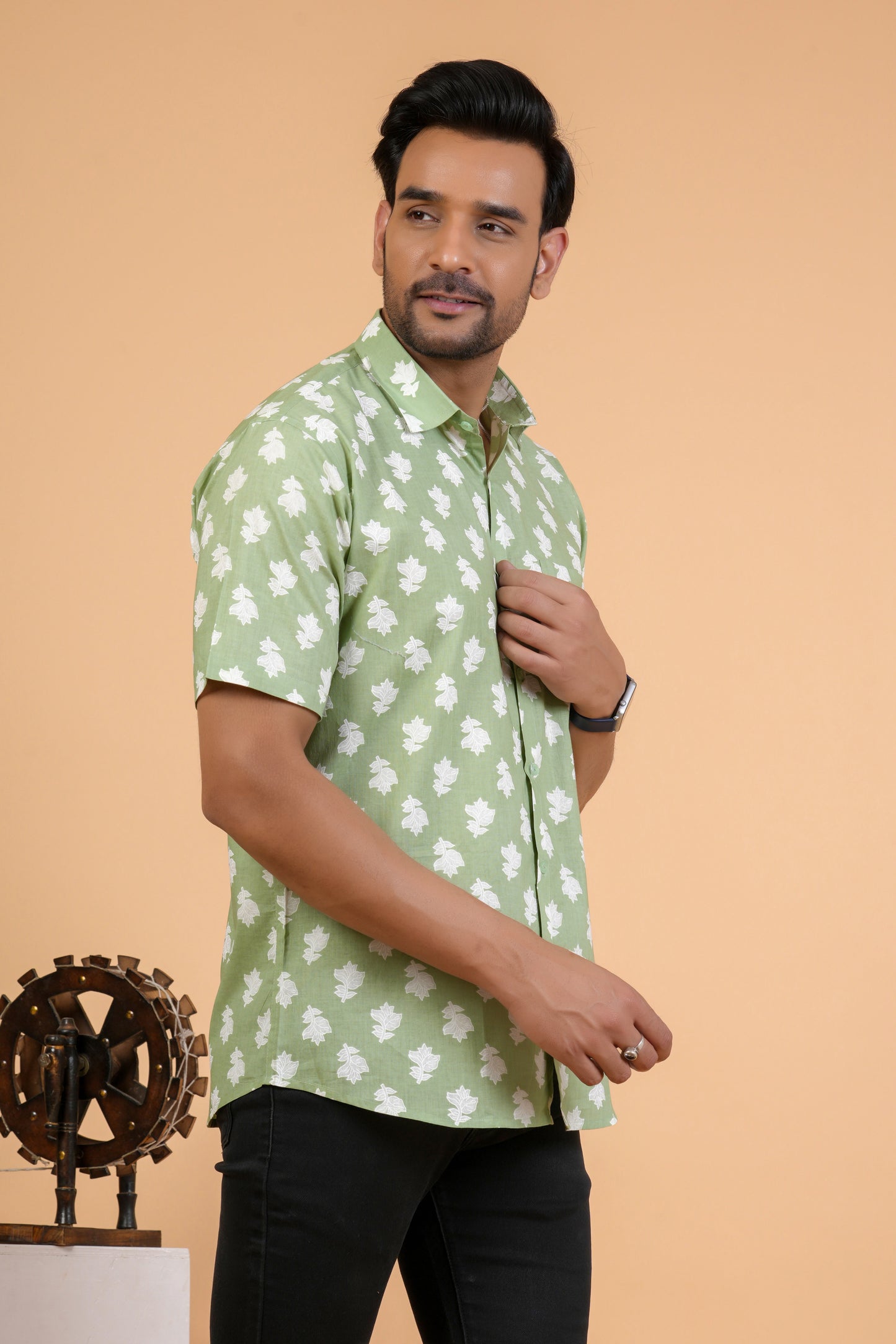Casual Green Cotton Half Sleeve Shirt With White Botanical Print