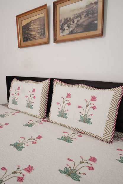 Big Peachish Pink Flower Handblock Quilted Comforter Set with 2 Pillow Covers
