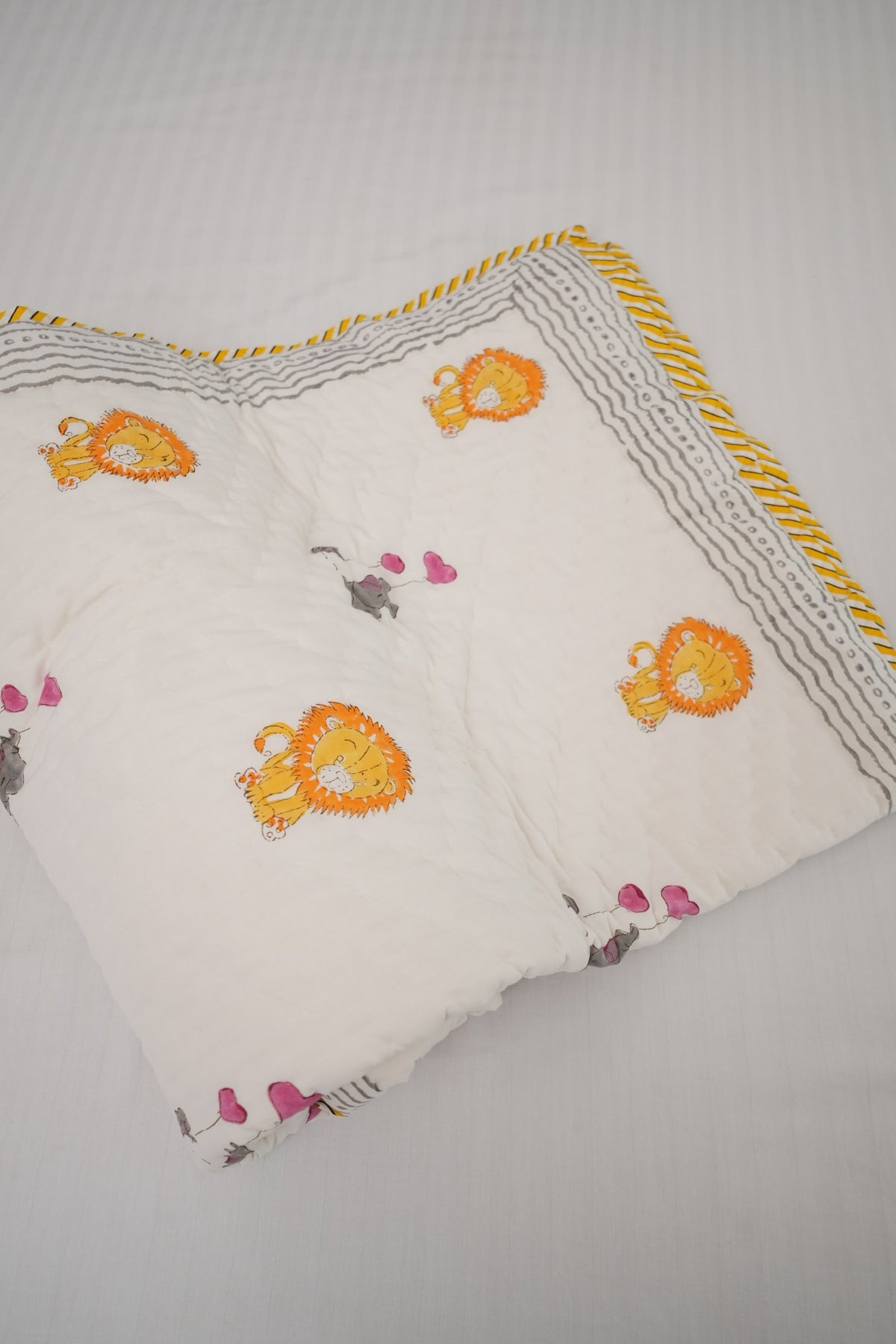 Lion & Balloon Hand Block Printed Kids Quilt
