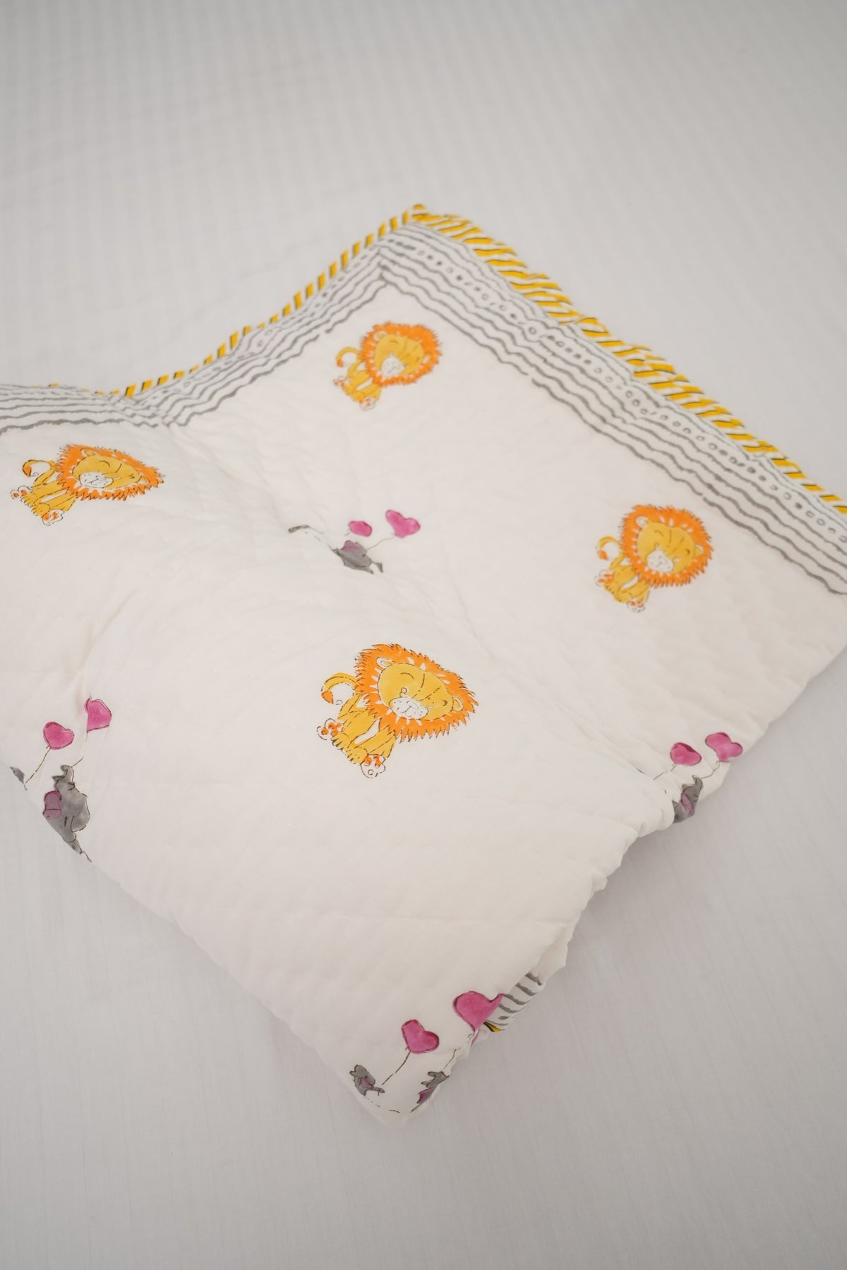 Lion & Balloon Hand Block Printed Kids Quilt