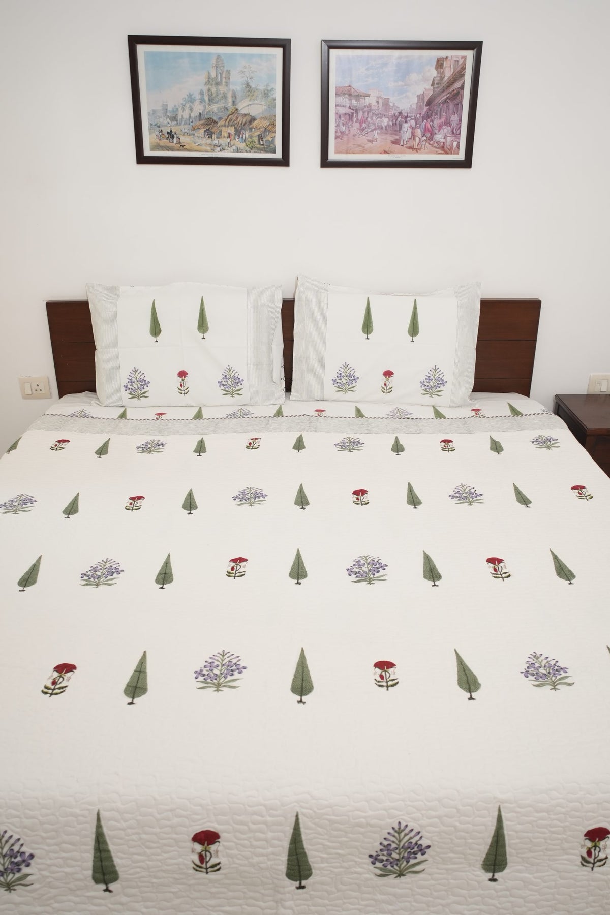 Red & Purple Floral with Green Leaf Handblock Cotton Percale 300 TC Bedsheet & Comforter Set