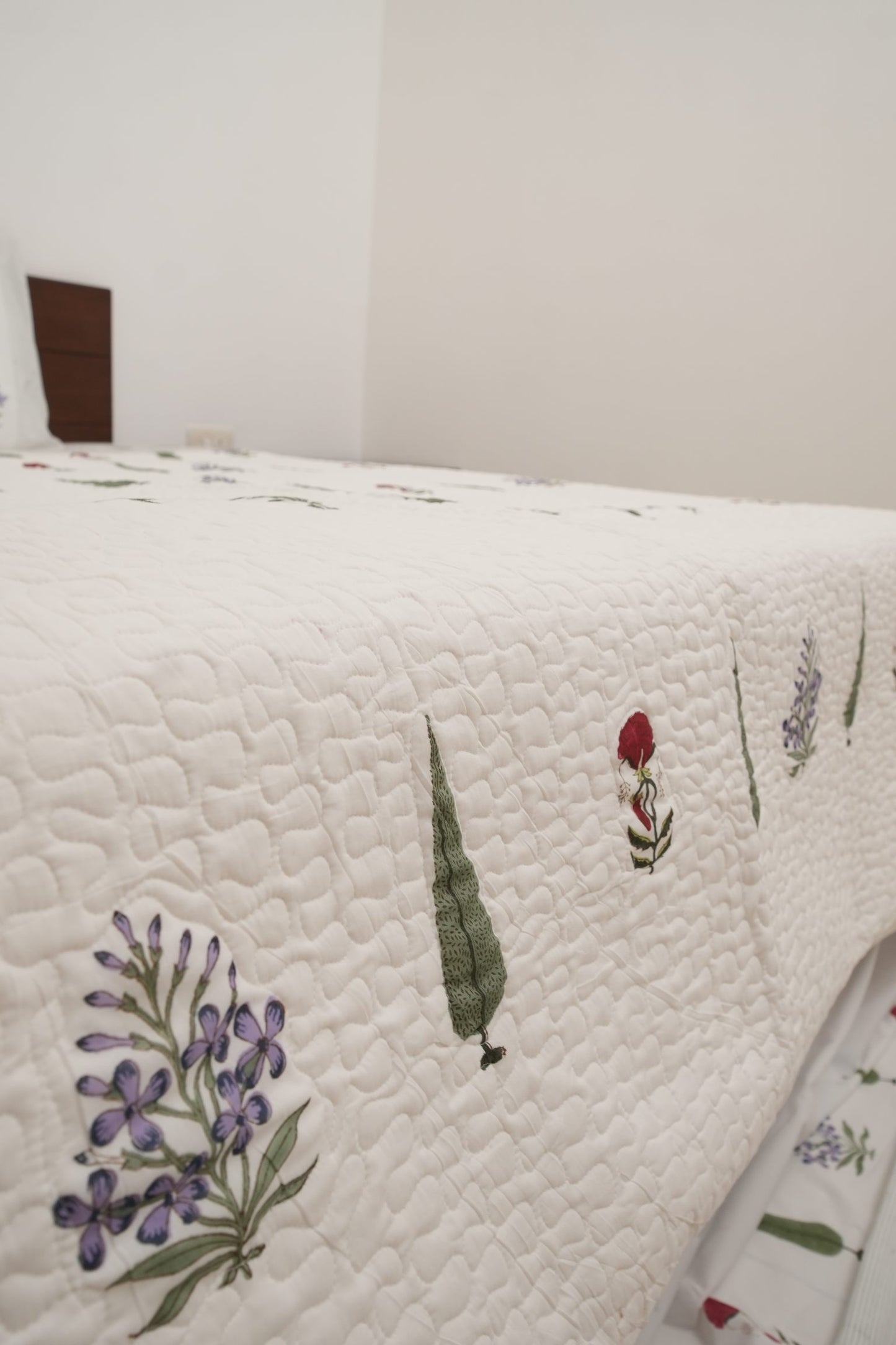 Red & Purple Floral with Green Leaf Handblock Cotton Percale 300 TC Bedsheet & Comforter Set