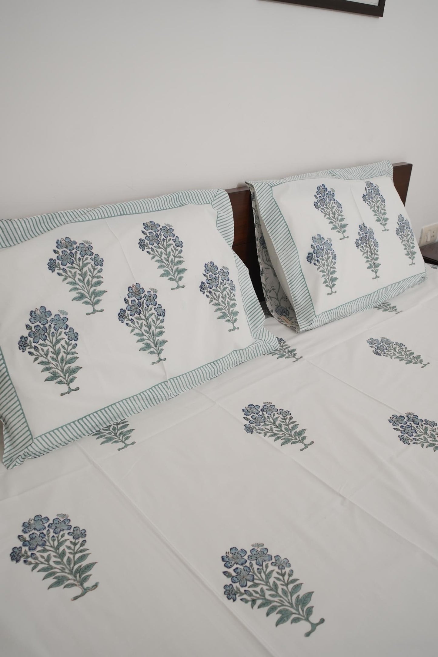 Green Floral Handblock Cotton Percale 300 TC Bedsheet