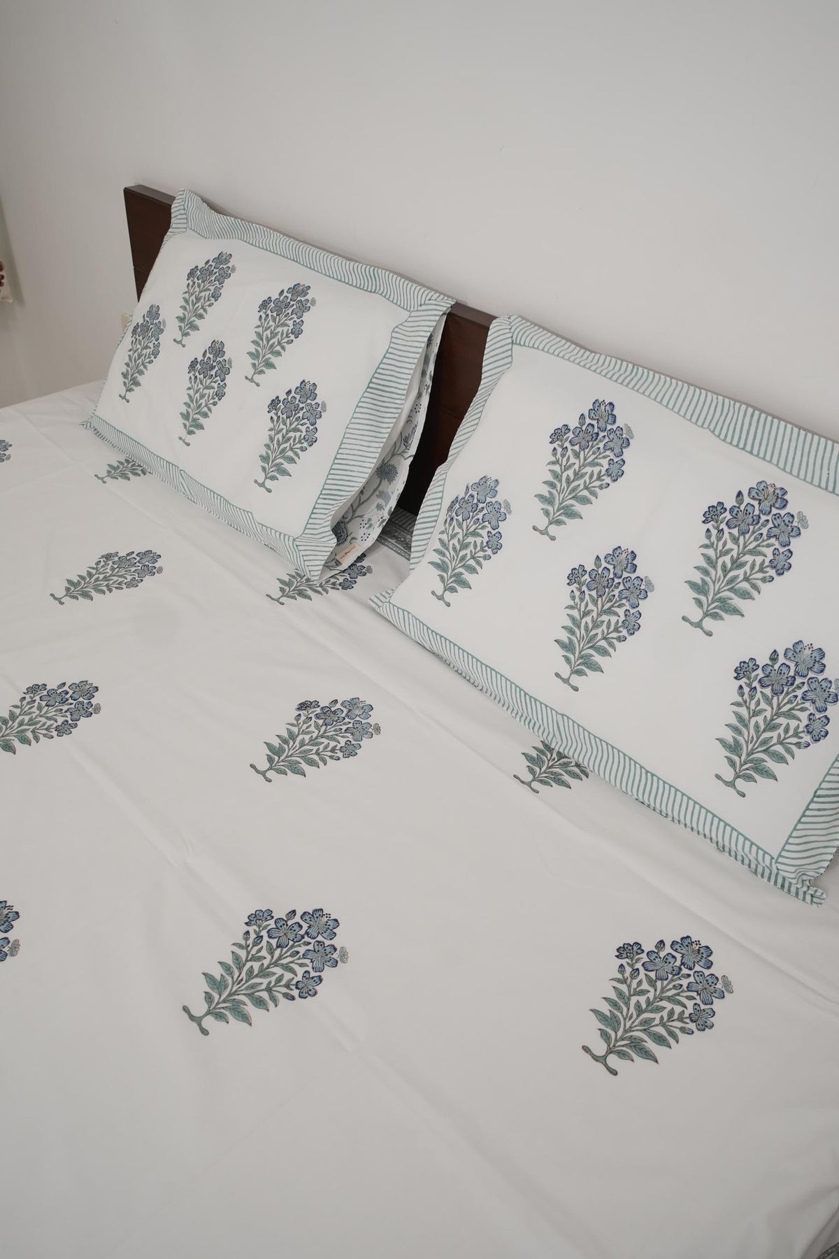 Green Floral Handblock Cotton Percale 300 TC Bedsheet