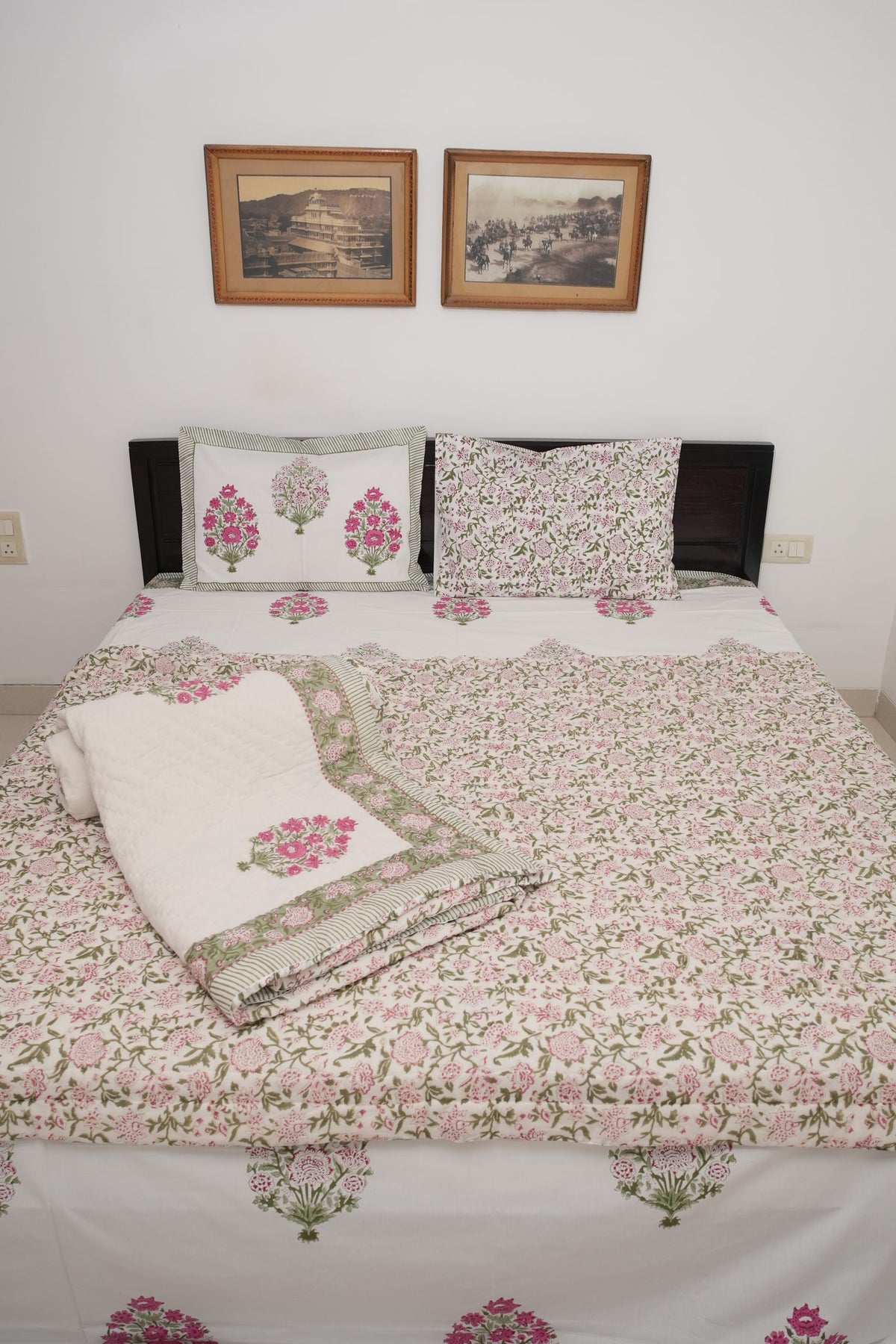 Big Pink Flower Handblock Cotton Percale 300 TC Bedsheet & Single Pair Quilt Set