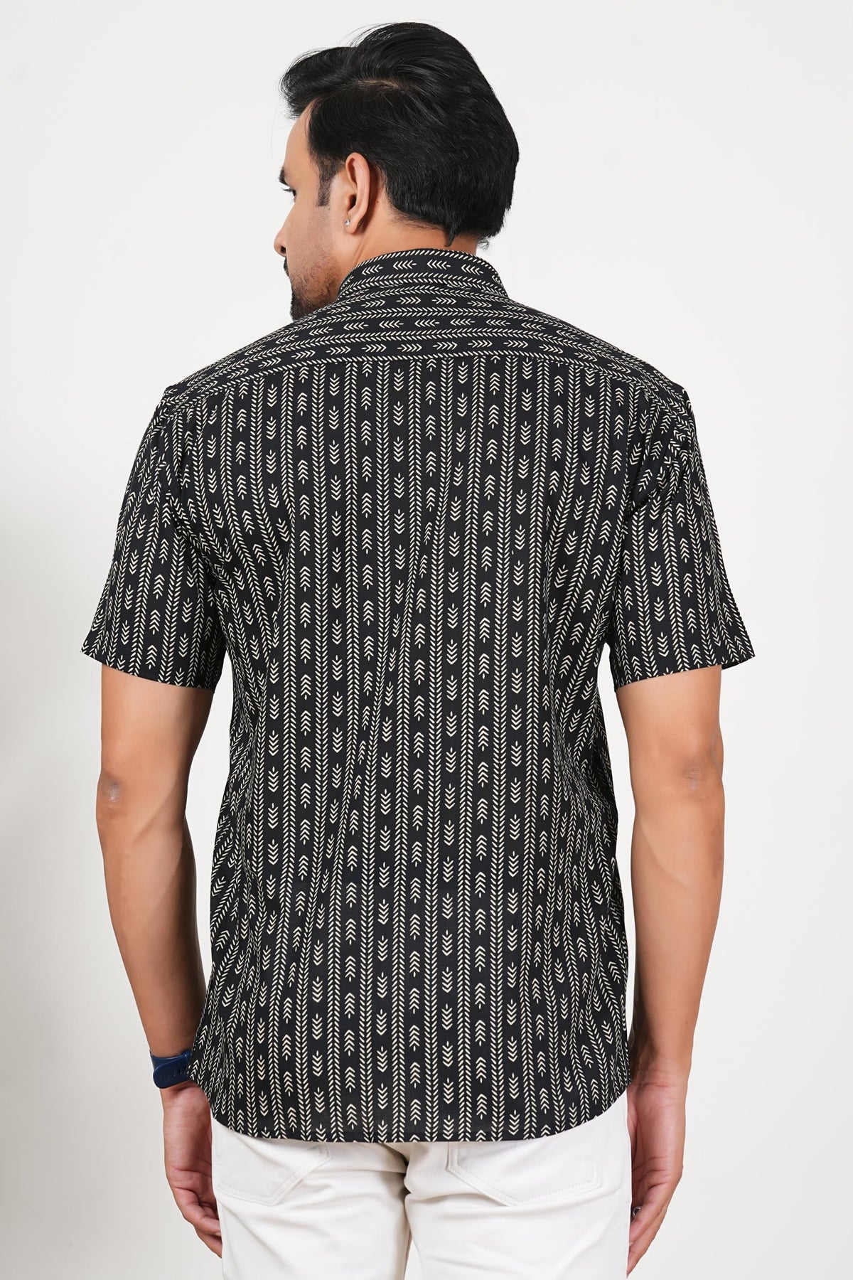 Black with an Edge Floral Print Cotton Half Sleeve Shirt for Men