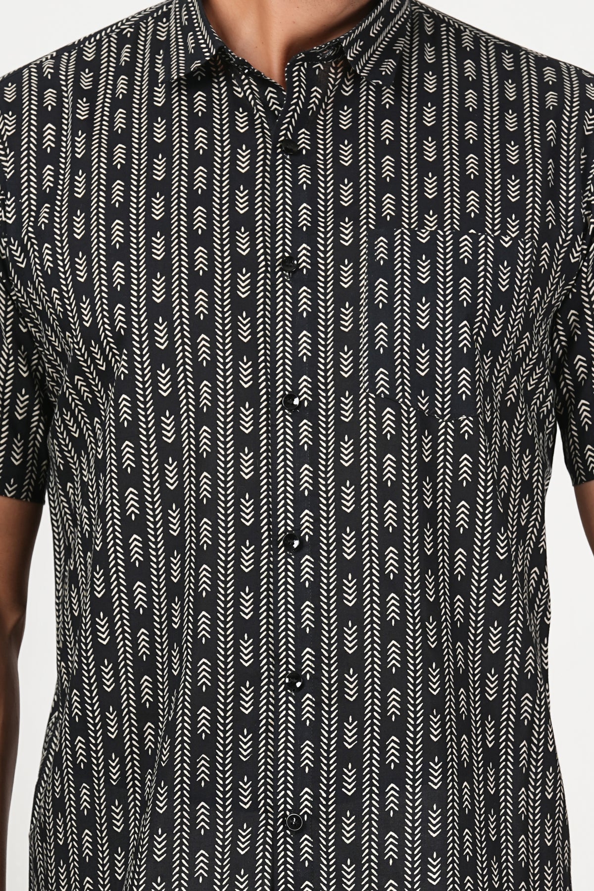 Black with an Edge Floral Print Cotton Half Sleeve Shirt for Men