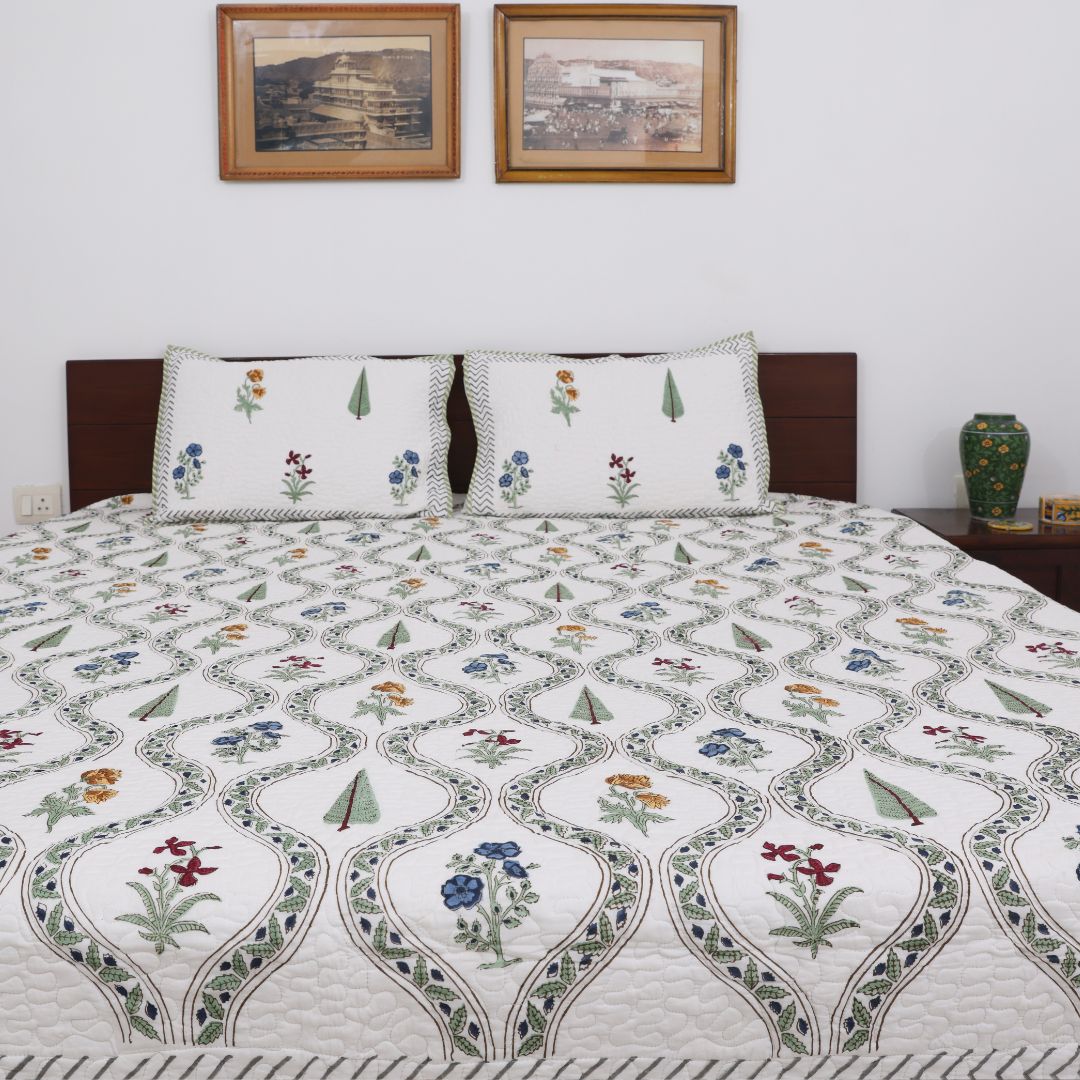 Jaal Handblock Quilted Comforter Set