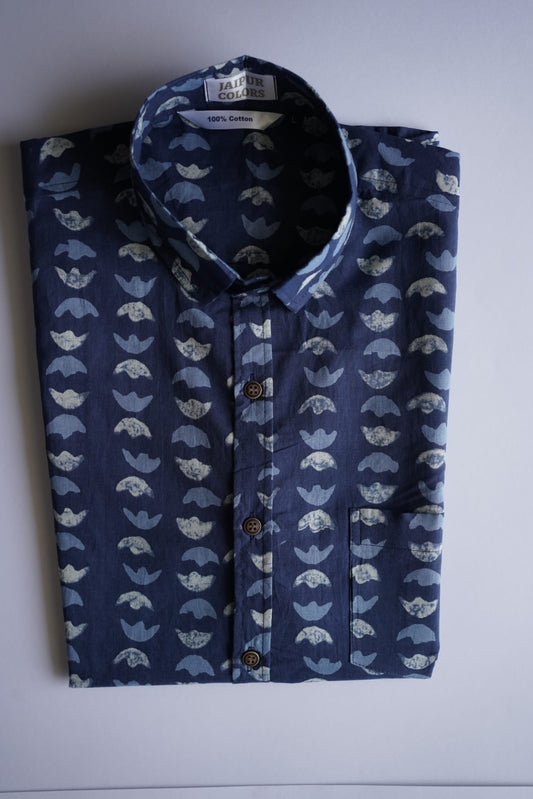 Men's Indigo Cotton Half-Sleeve Shirt with Crescent Pattern